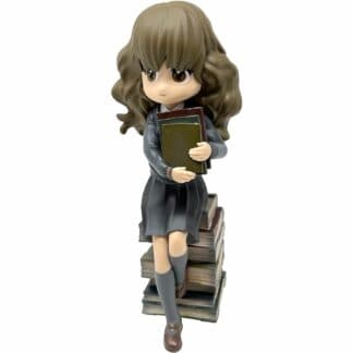 Figura Hermione Pila de Grimorios Harry Potter